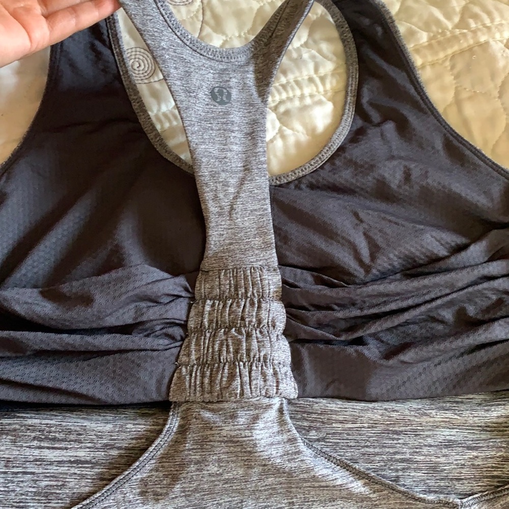 Size 10 Lululemon shelf bra tank top